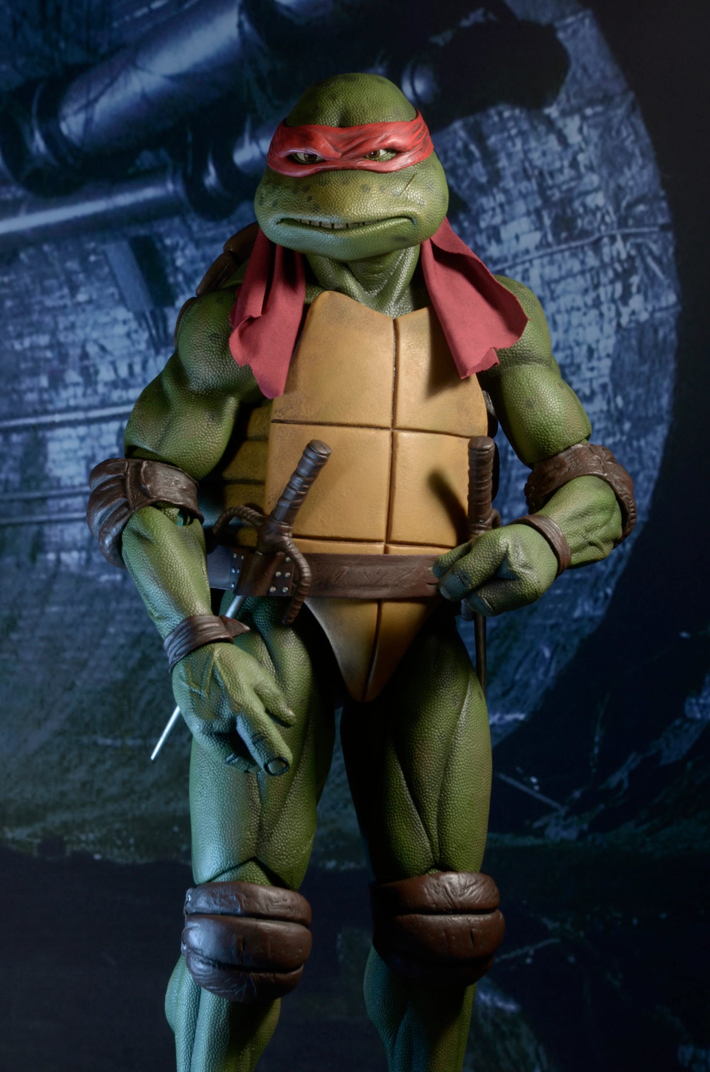 Teenage Mutant Ninja Turtles (1990) 16.5 Raphael Action Figure by NECA