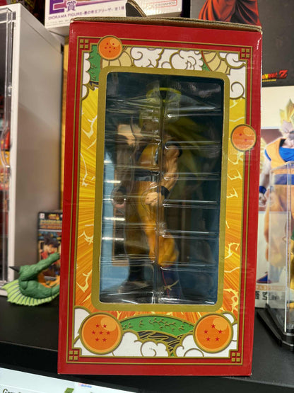 Banpresto - Ichiban Kuji Dragon Ball Dragon Ball World A-Prize Super-Saiyan 3 Figures
