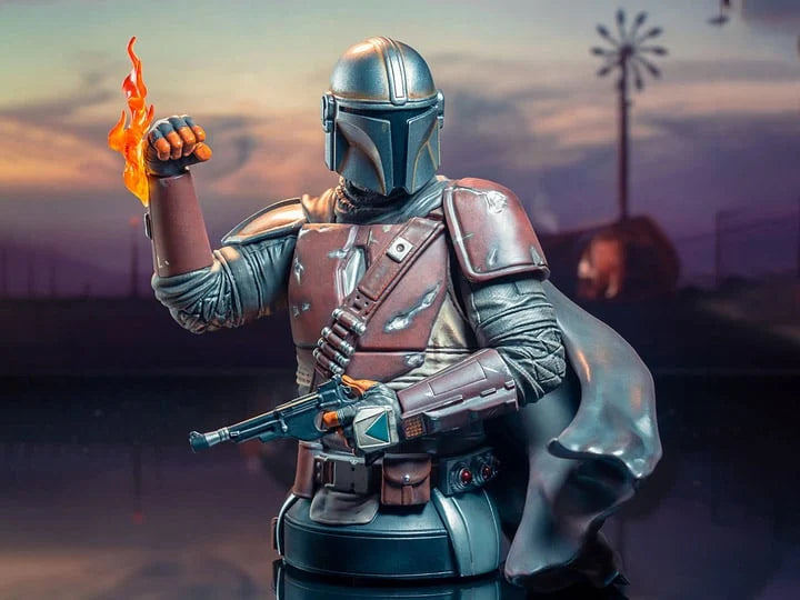 The Mandalorian Beskar Pauldron 1/6 Scale Mini Bust