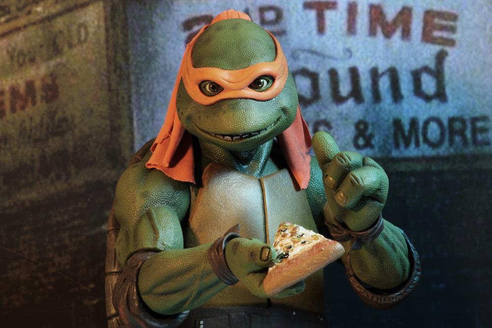 Teenage Mutant Ninja Turtles (1990 Movie) Michelangelo 1/4 Scale Figure (BBTS Mint)